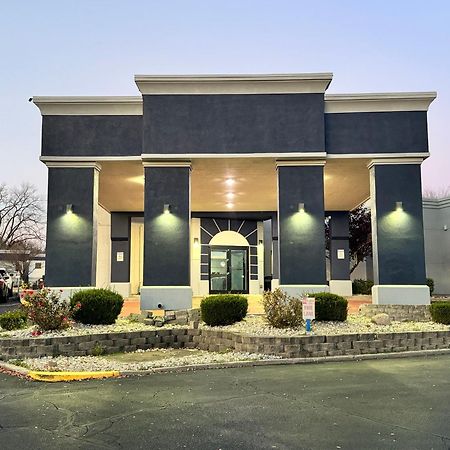 Quality Inn & Suites Cincinnati Extérieur photo