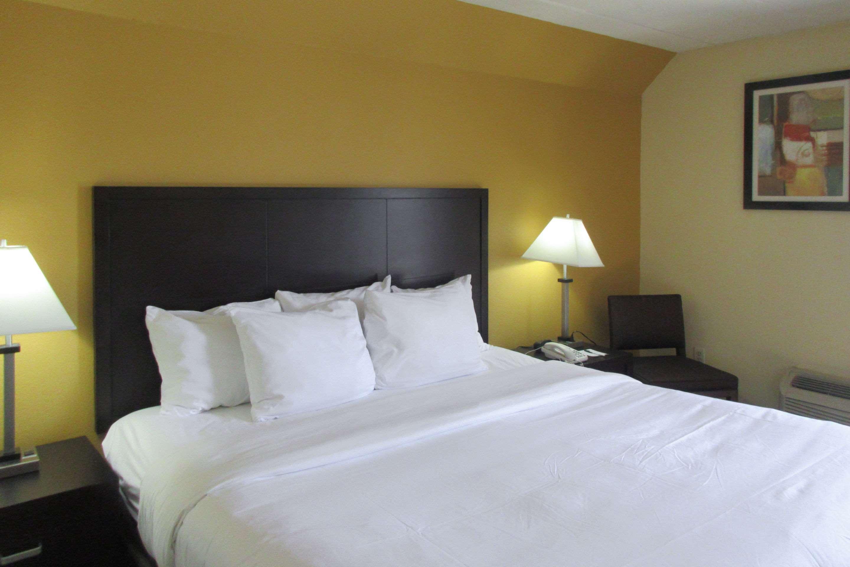 Quality Inn & Suites Cincinnati Extérieur photo